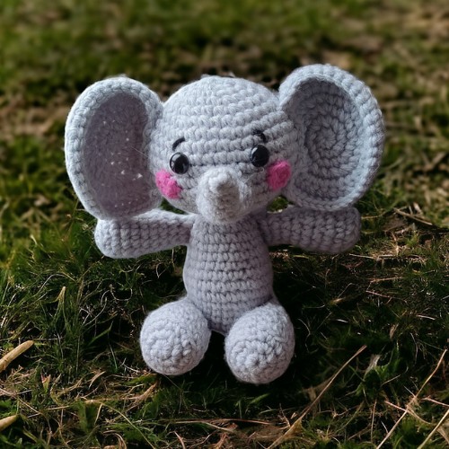 Crochet Dumplin The Elephant Pattern