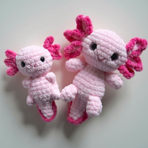 Crochet Pocket Axolotl Pattern